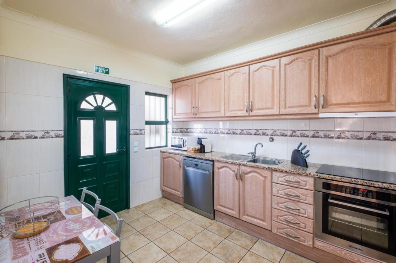 Villa Sequeira - Private Pool - Free Wifi - By Bedzy Albufeira Exterior photo