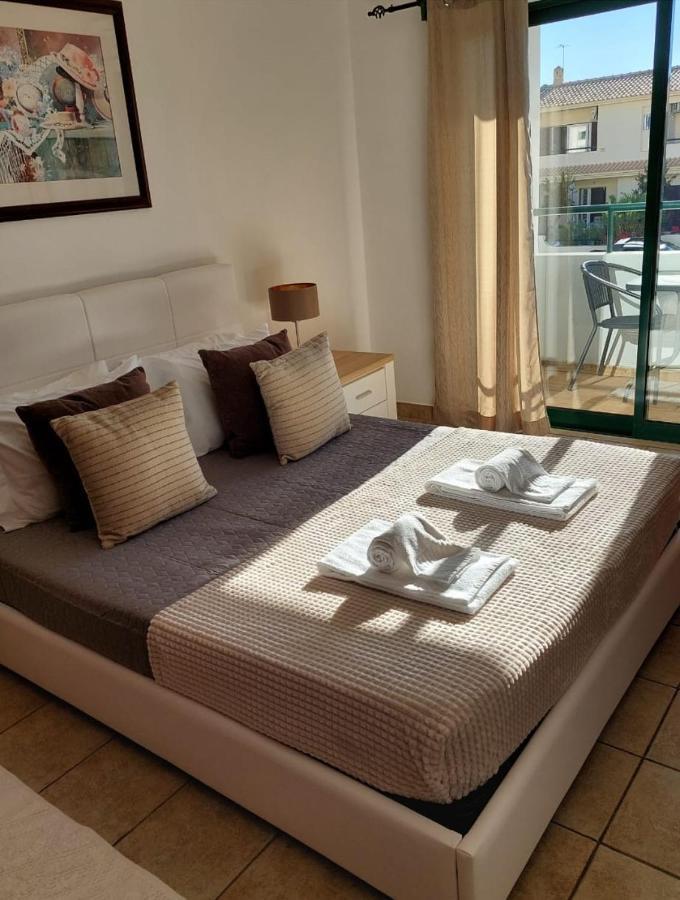 Villa Sequeira - Private Pool - Free Wifi - By Bedzy Albufeira Exterior photo